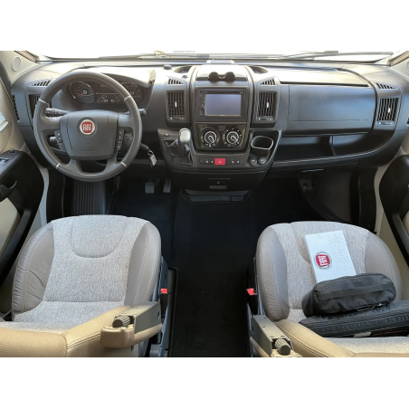 Adria CORAL XL A 670 DK