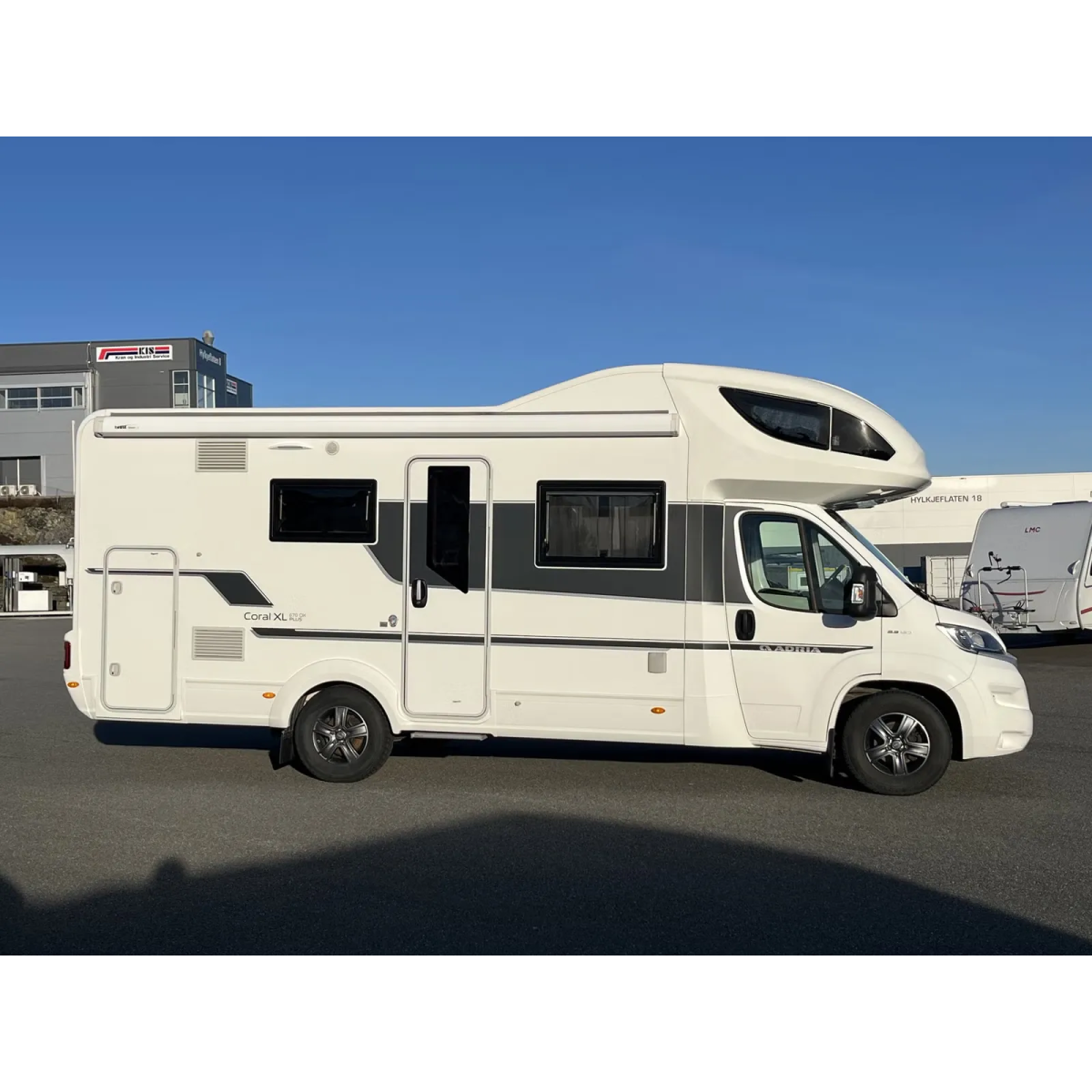 Adria CORAL XL A 670 DK