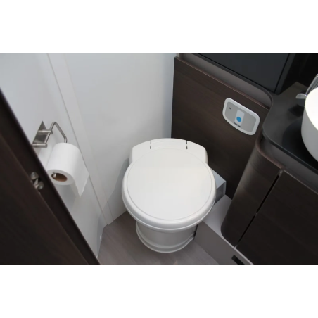 Adria Coral 670 SL 2.3 160 hk