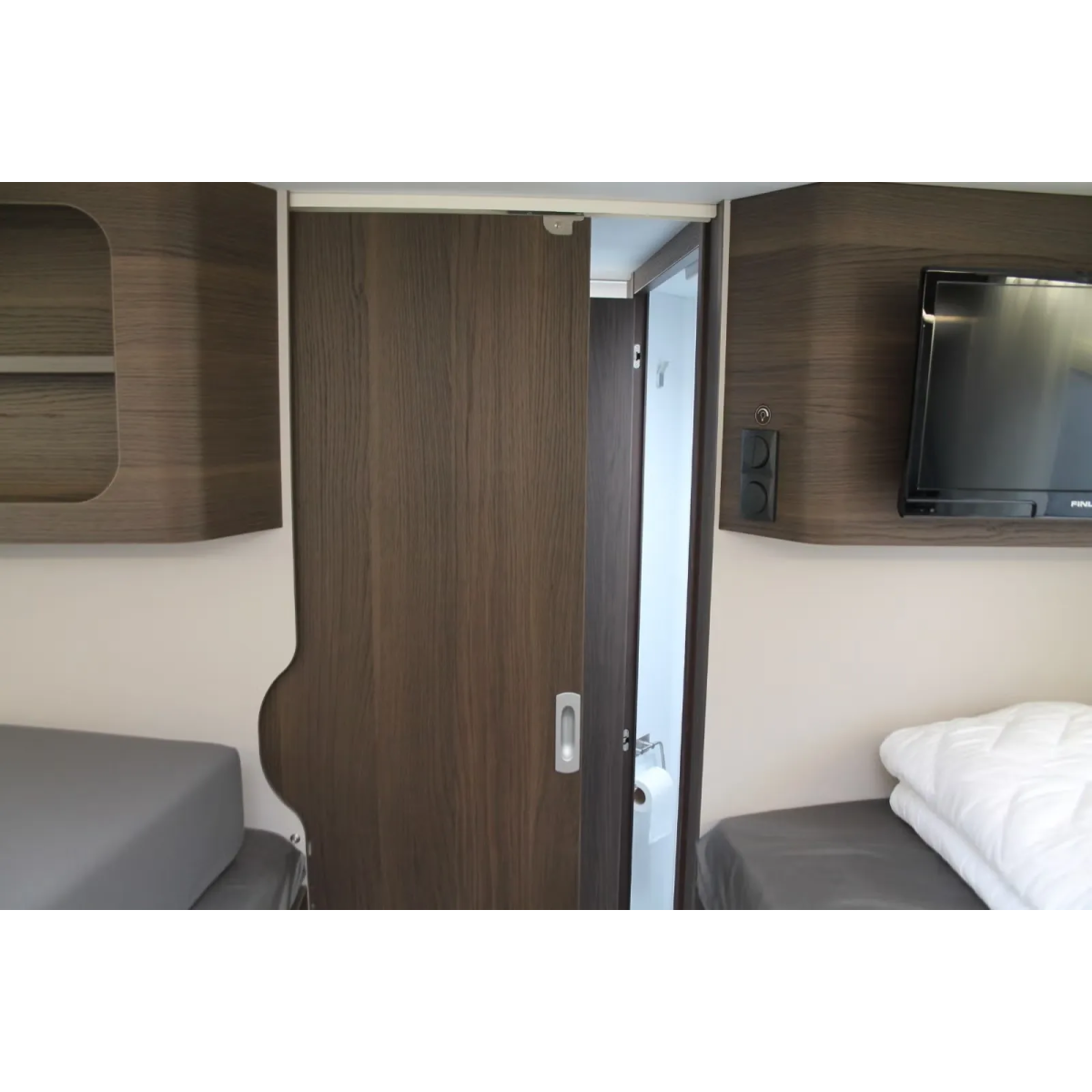 Adria Coral 670 SL 2.3 160 hk