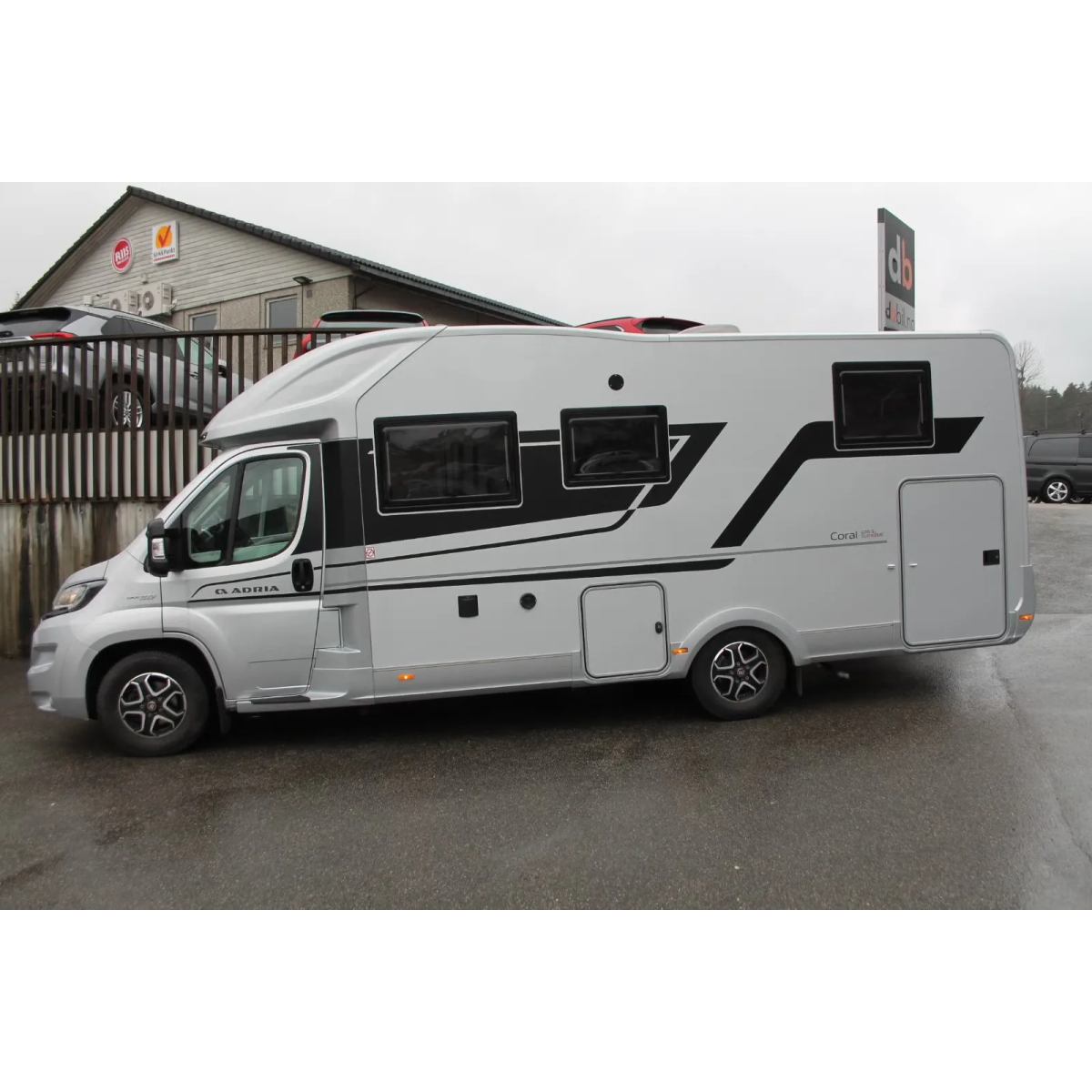 Adria Coral 670 SL 2.3 160 hk