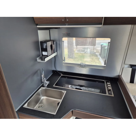 Adria Matrix 670 DL Supreme