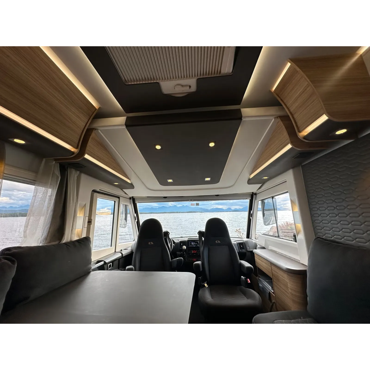 Adria Sonic Plus 700 SL