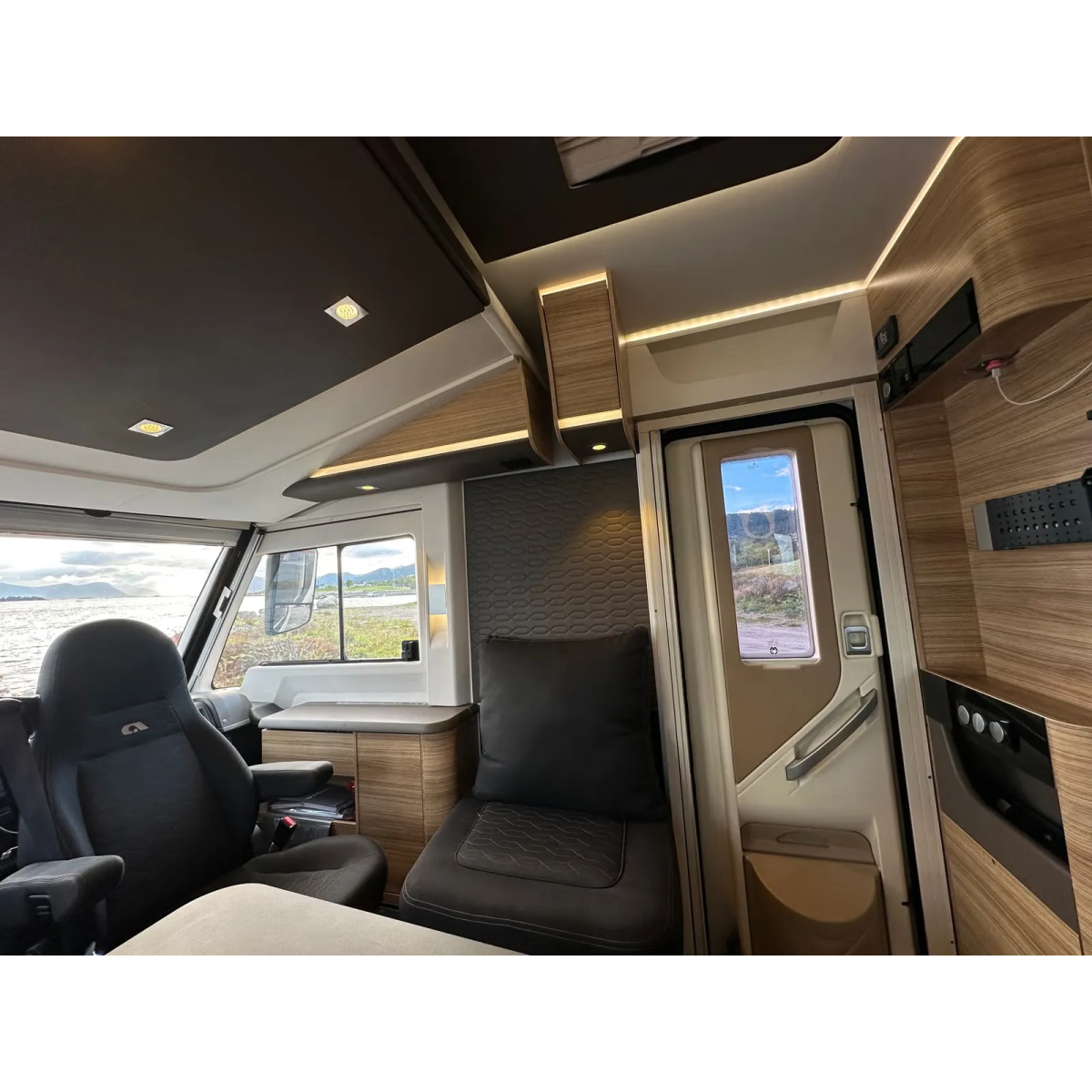 Adria Sonic Plus 700 SL
