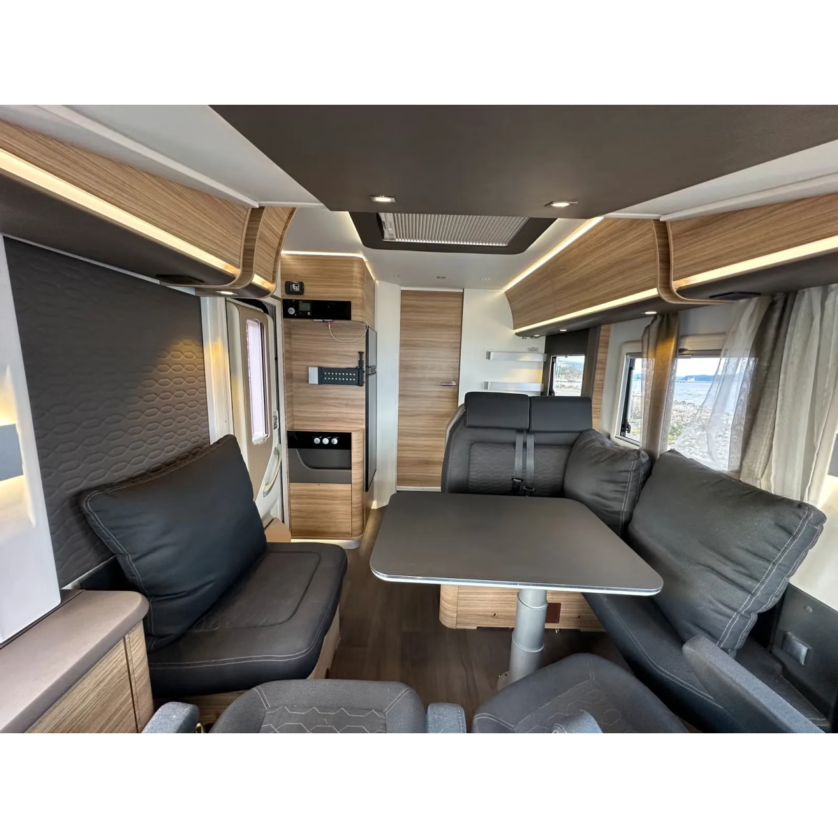 Adria Sonic Plus 700 SL