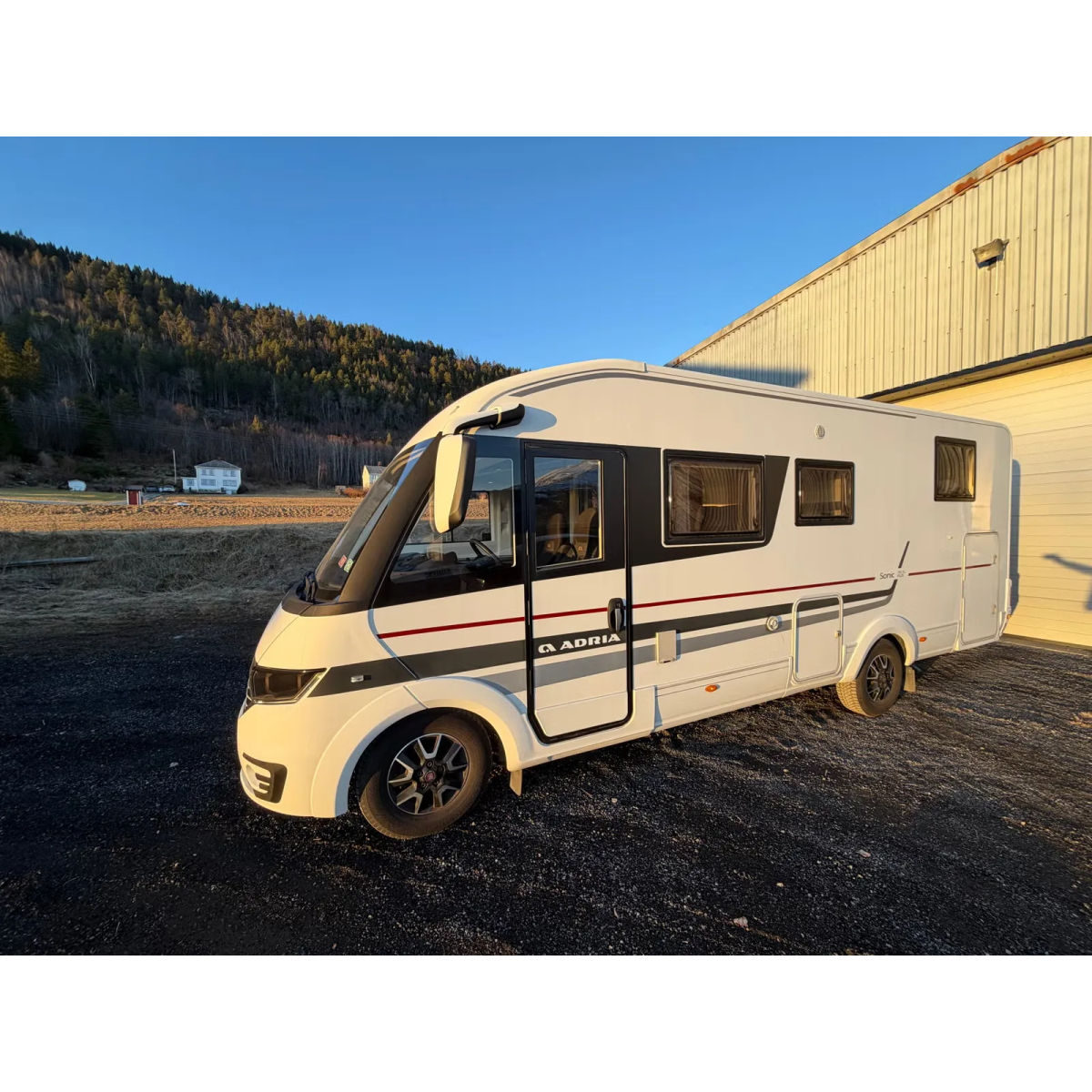 Adria Sonic Plus 700 SL