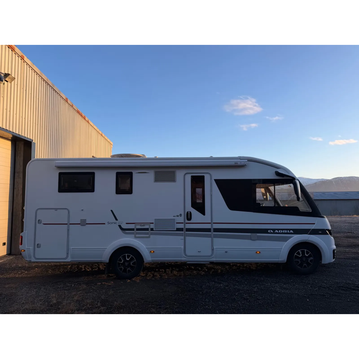 Adria Sonic Plus 700 SL