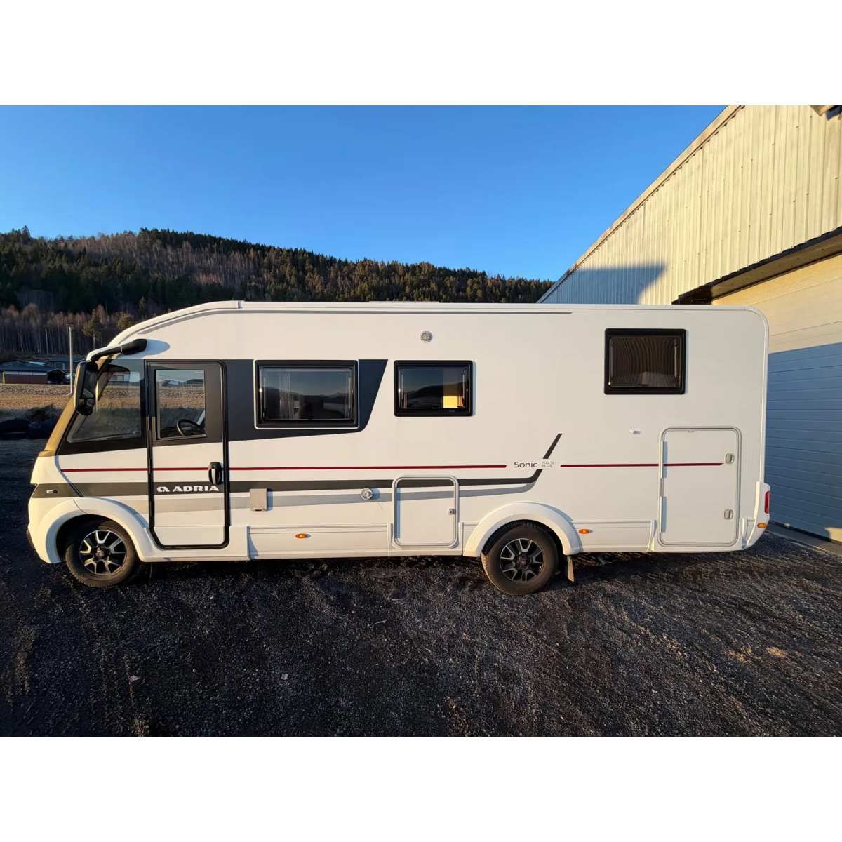 Adria Sonic Plus 700 SL