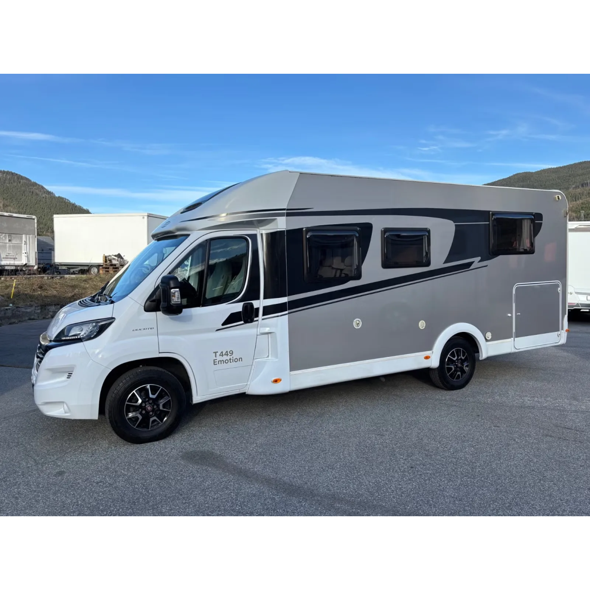 Carado T 449