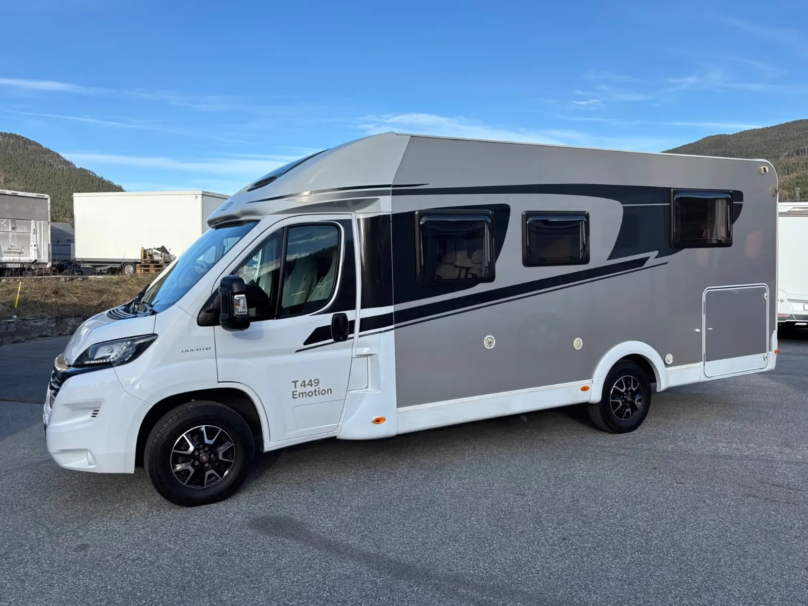Carado T 449